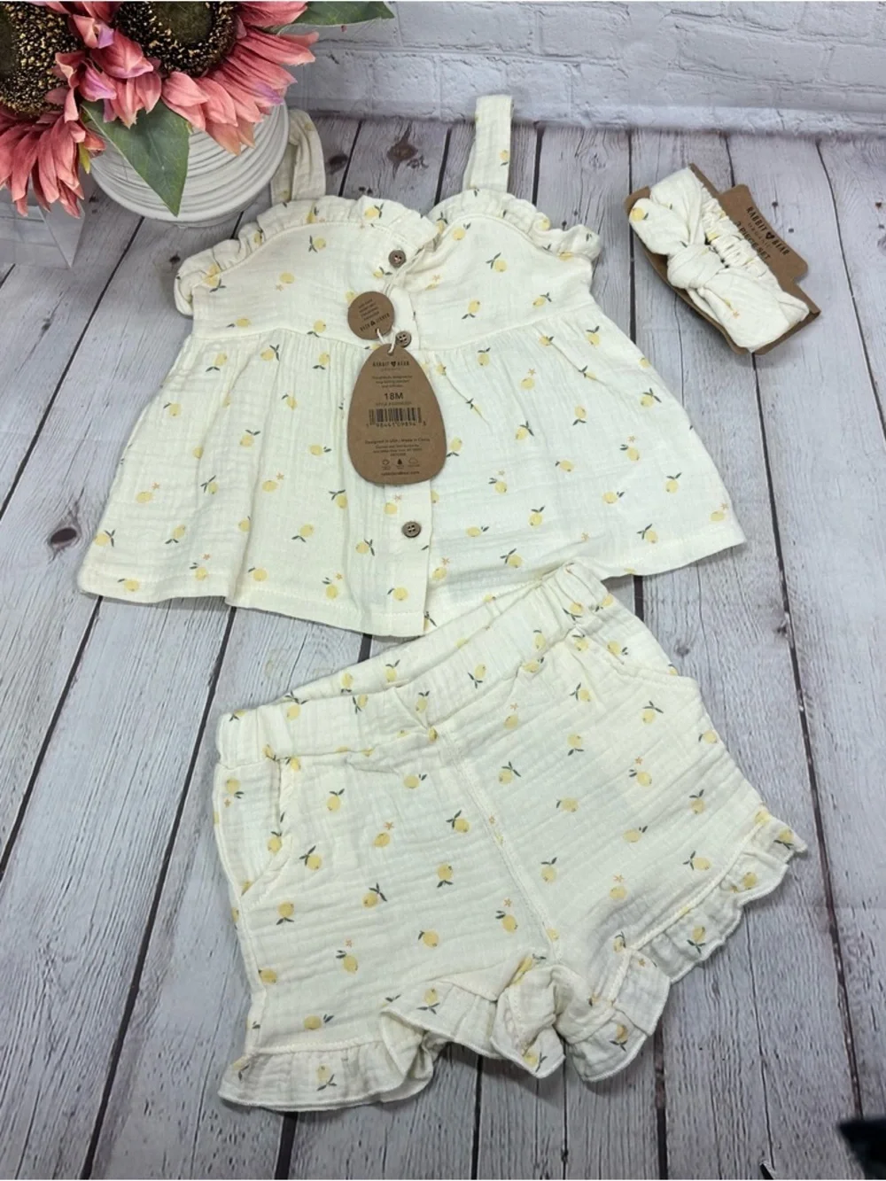 NWT rabbit + bear Lemon Print Ruffle Tank & Shorts Set 18M cottage coquette